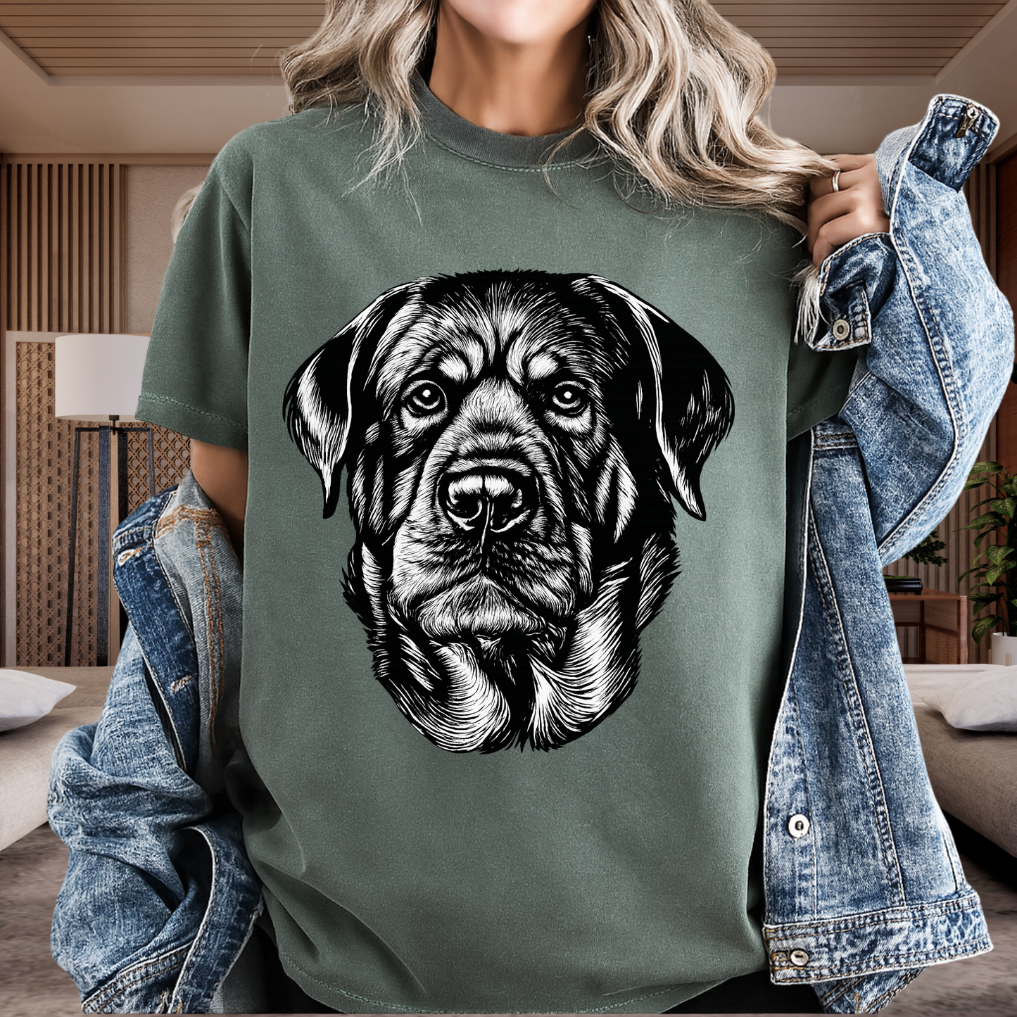 Rottweiler Face Graphic T-Shirt - Minimalist Dog Lover Tee